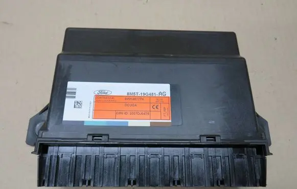 Ford Kuga I Comfort/convenience module 8M5T19G481AG 2007DJ0476 5WK48777K