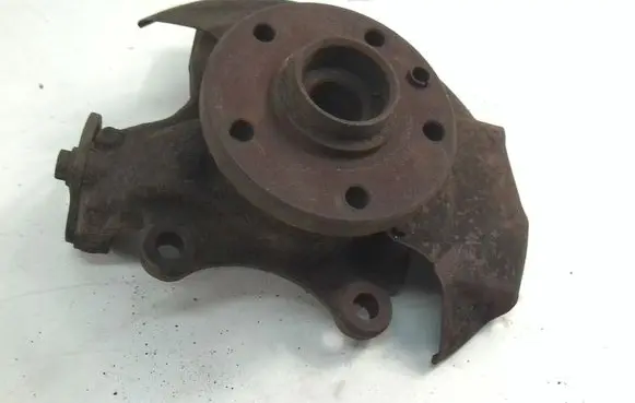 Volkswagen Transporter - Caravelle T4 Front wheel hub spindle knuckle 