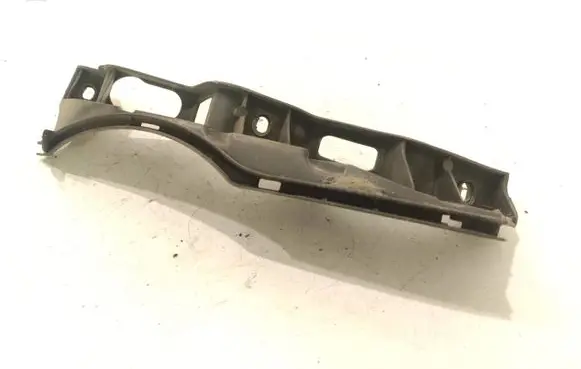 Volkswagen PASSAT B6 Front bumper mounting bracket 3C0807889