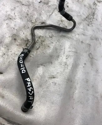 Volkswagen PASSAT B8 Exhaust gas pipe 