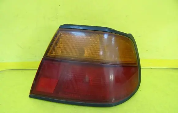 Nissan Almera Rear/tail lights