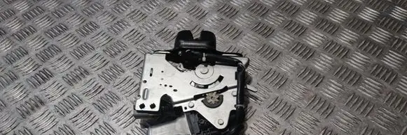 Jeep Grand Cherokee Tailgate/trunk/boot lock/catch/latch A95613106BU