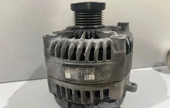 BMW 4 F32 F33 Generator/alternator 7605478