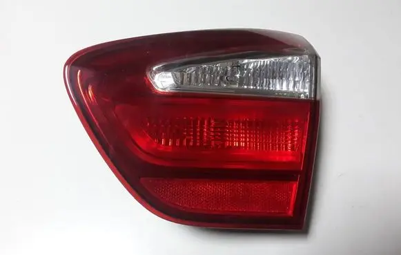 KIA Rio Tailgate rear/tail lights 924041W2