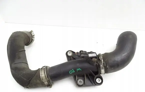 Audi A5 8T 8F Air intake duct part 8K0145673E