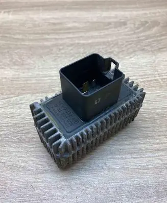 Opel Astra G Glow plug pre-heat relay 09132691 51299008