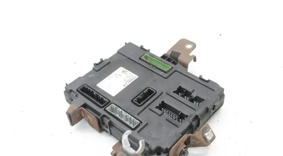 Nissan Qashqai Central body control module 284B14CB5A