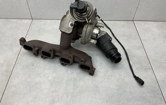 Volkswagen Golf VI Turbo 03L253016T