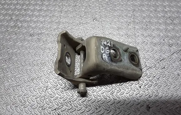Citroen C5 Rear door lower hinge