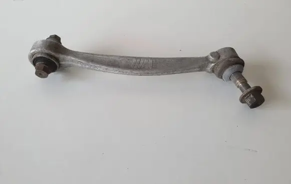 Rear control arm