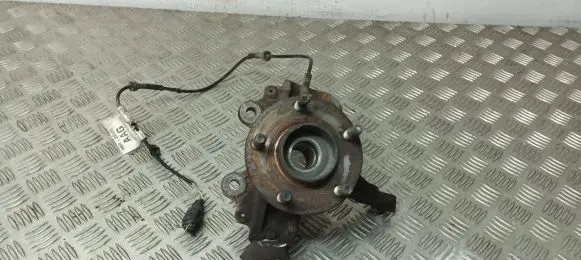 Ford Focus C-MAX Front wheel hub spindle knuckle 3M513K171