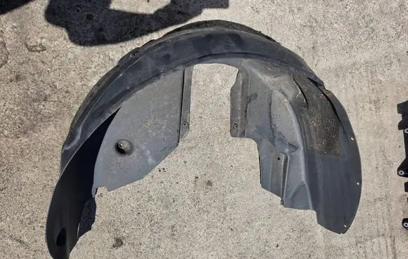 Opel Zafira C Rear arch fender liner splash guards 13301579 1154602