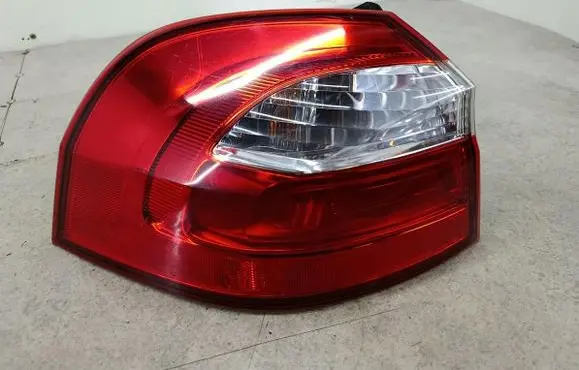 KIA Rio Rear/tail lights 924011W2