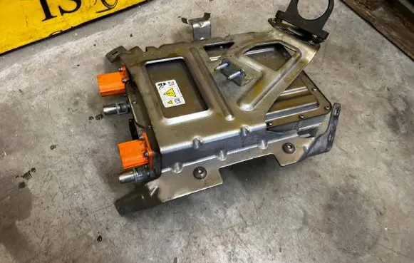 Ford Explorer VI Hybrid / electric car battery L1M810C785AG L1M810B689YD HU5A14B218AA