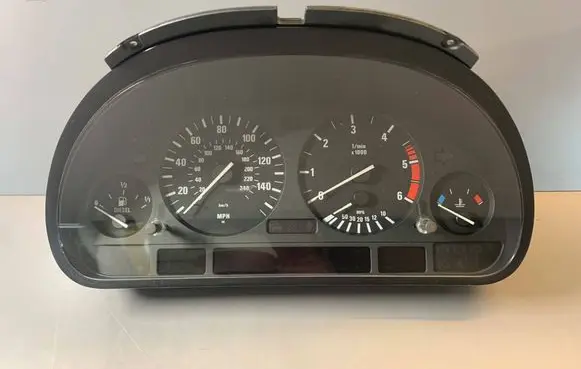 Speedometer (instrument cluster)