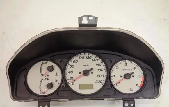 Mazda Premacy Speedometer (instrument cluster)
