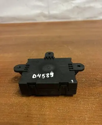 Land Rover Discovery Sport Other devices GJ3214D620BA D4589