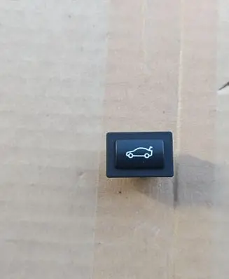 BMW 5 E60 E61 Tailgate opening switch 6921846