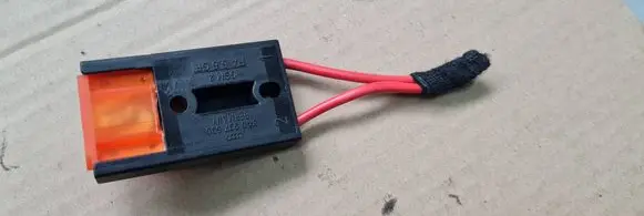 Audi A4 S4 B8 8K Fuse 8A0937530 PA66GF GSM2