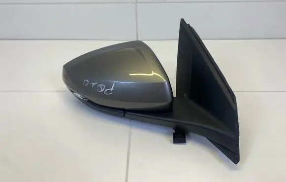Volkswagen Polo Front door electric wing mirror 2G0857934