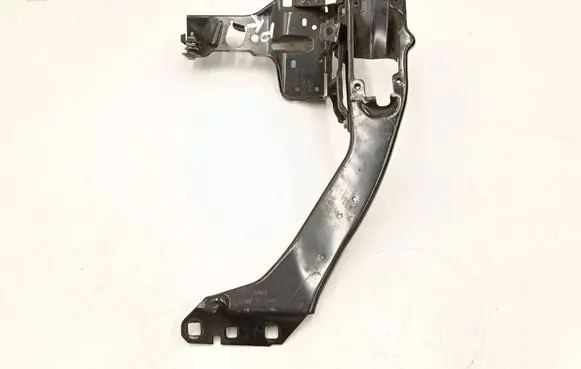 BMW 2 F46 Headlight/headlamp mounting bracket 7302531
