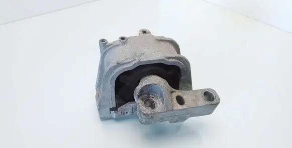 Volkswagen Touran I Engine mount bracket 1K0199262AT