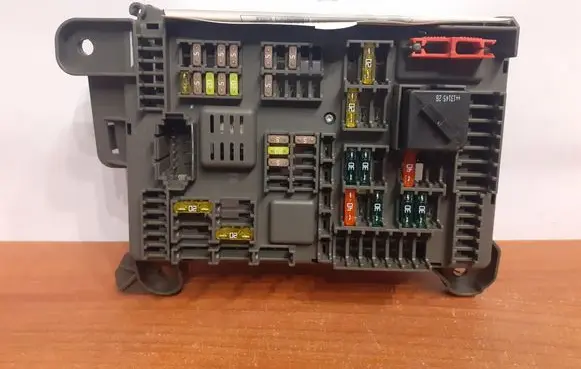 BMW X6 E71 Fuse box set 12475 693168704