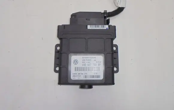 Volkswagen Touareg I Gearbox control unit/module 09D927750BP