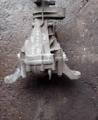 Mercedes-Benz R W251 Rear differential 4460310032