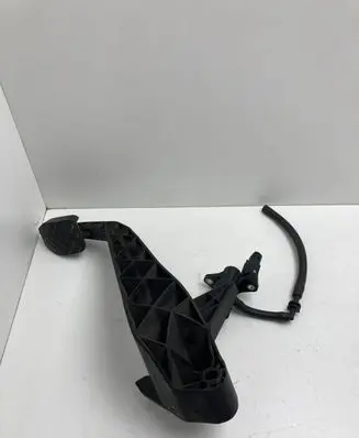 Audi A4 S4 B6 8E 8H Clutch pedal 8E1721316