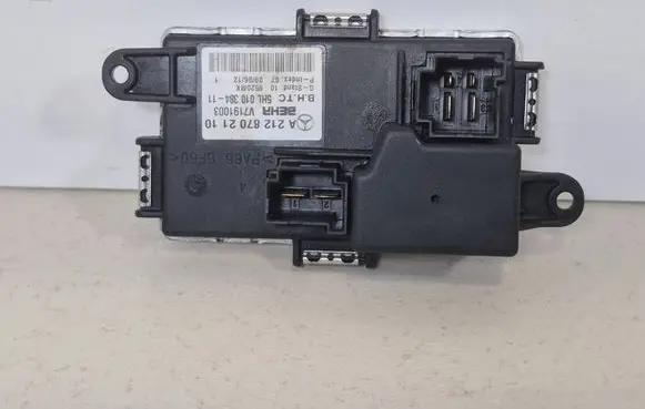 Mercedes-Benz E W212 Heater blower motor/fan resistor A2128702110 5HL01038411