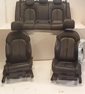 Seat set