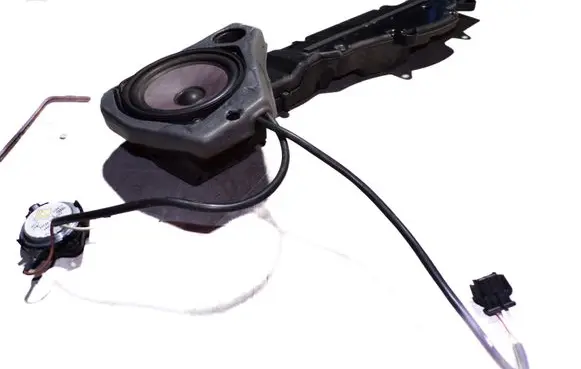 Audi A6 S6 C4 4A Front door speaker 4A0035399