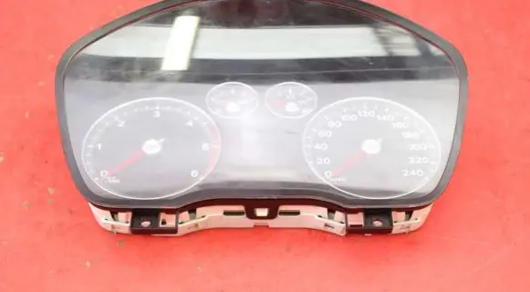 Ford Focus C-MAX Speedometer (instrument cluster) 4M5T-10849-GR