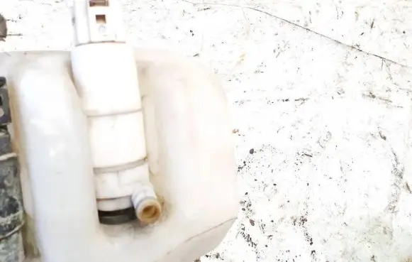 Mercedes-Benz CL C215 Windscreen/windshield washer pump