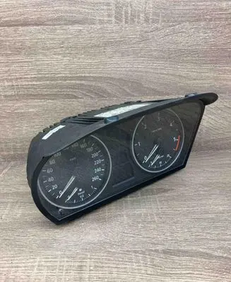 BMW 3 E90 E91 Speedometer (instrument cluster) 9130299 14369510