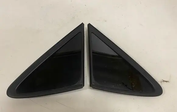 Hyundai ix35 Rear side window
