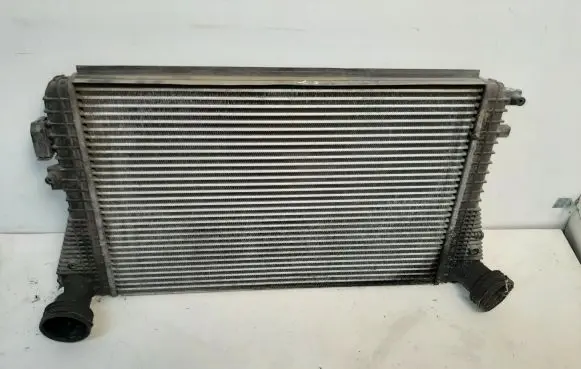 Volkswagen Golf Plus Intercooler radiator 1K0145803E
