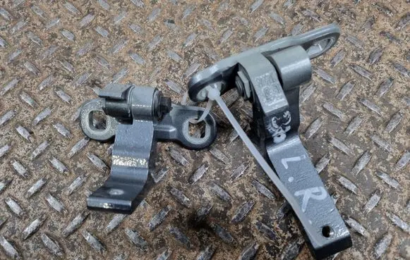 Volvo XC40 Rear door hinge set 31457099 31457095