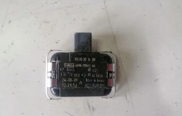 Toyota Land Cruiser (J100) Rain sensor 17D547