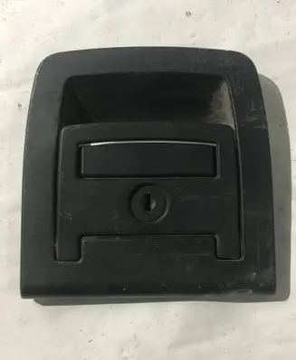 BMW 5 E60 E61 Rear door interior handle trim 61437066372