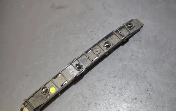 Audi A8 S8 D3 4E Rear bumper mounting bracket 4E0809915A