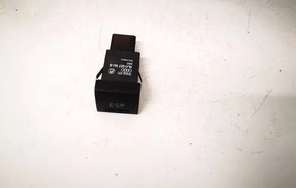 Audi A3 S3 8L ESP (stability program) switch 8L0927134B 3102171