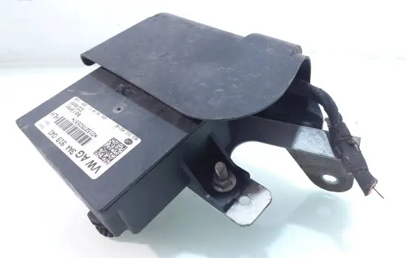 Volkswagen PASSAT B7 Power management control unit 3AA919041