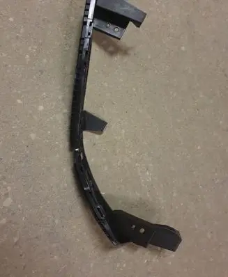 Subaru Impreza III Front bumper mounting bracket 57707FG032