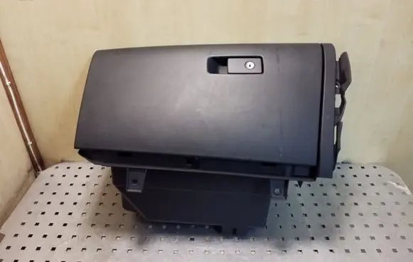 Volvo XC60 Glove box set 30755902