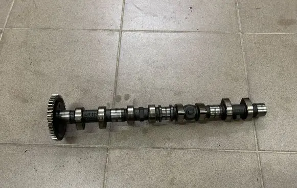 Mercedes-Benz Sprinter W906 Camshaft R6110510001 6110510001