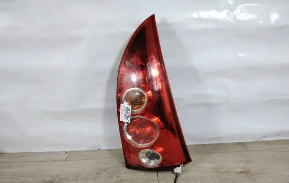 Mazda 3 I Rear/tail lights