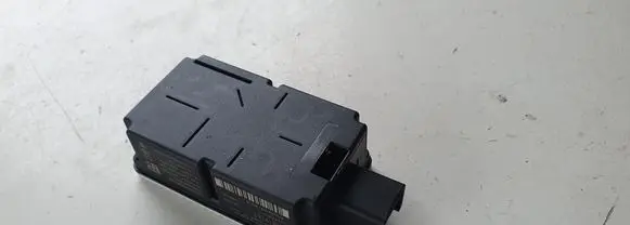 Volvo V40 Door central lock control unit/module 
