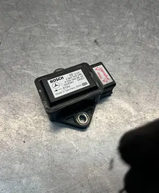 Mercedes-Benz E W210 ESP acceleration yaw rate sensor A0025426618